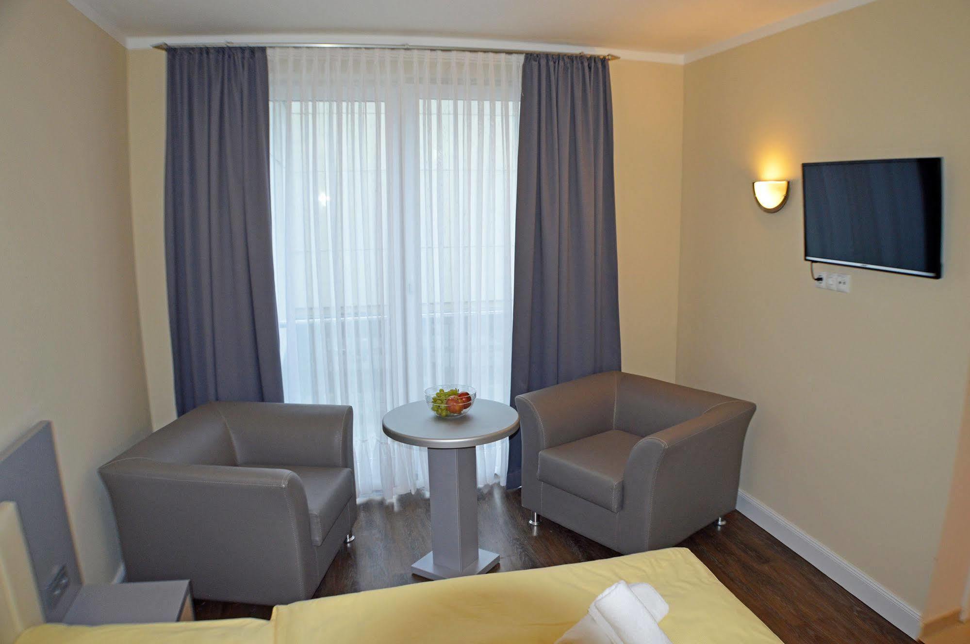 Hotel Jeta Hamburg-Harburg Buitenkant foto