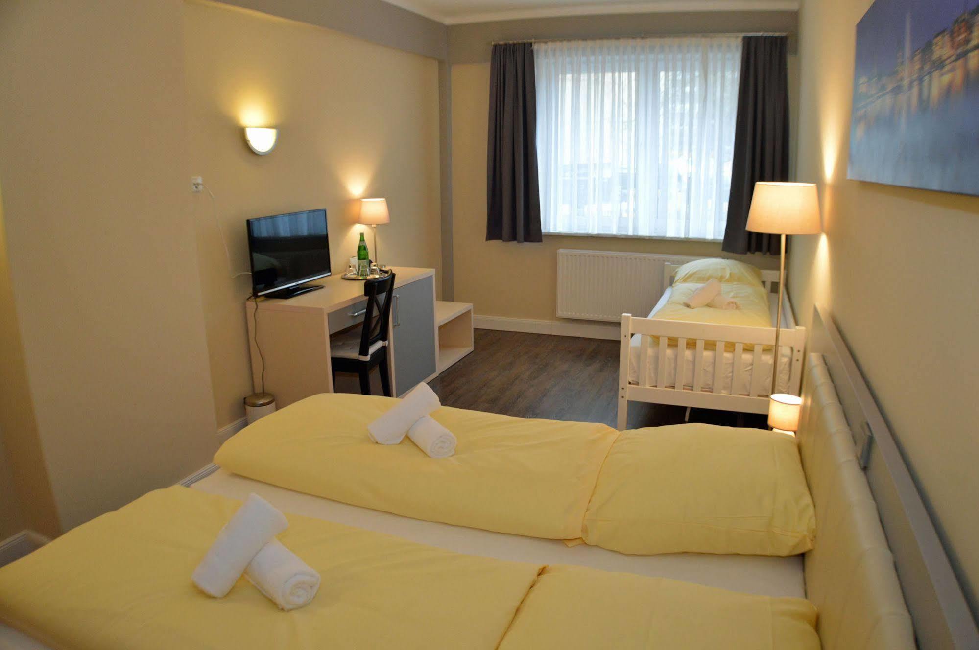 Hotel Jeta Hamburg-Harburg Buitenkant foto